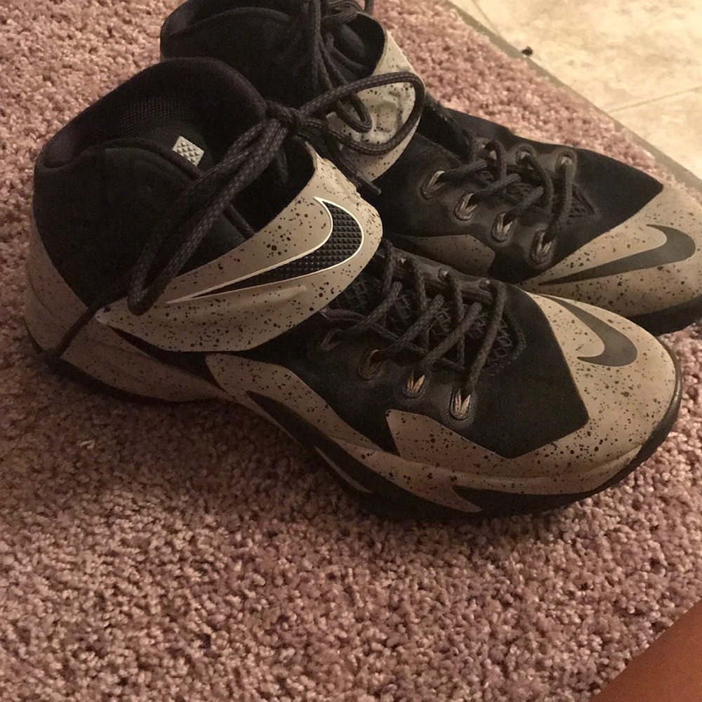 Nike lebrons